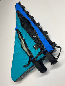 Roll top frame pack