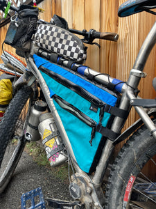 Roll top frame pack