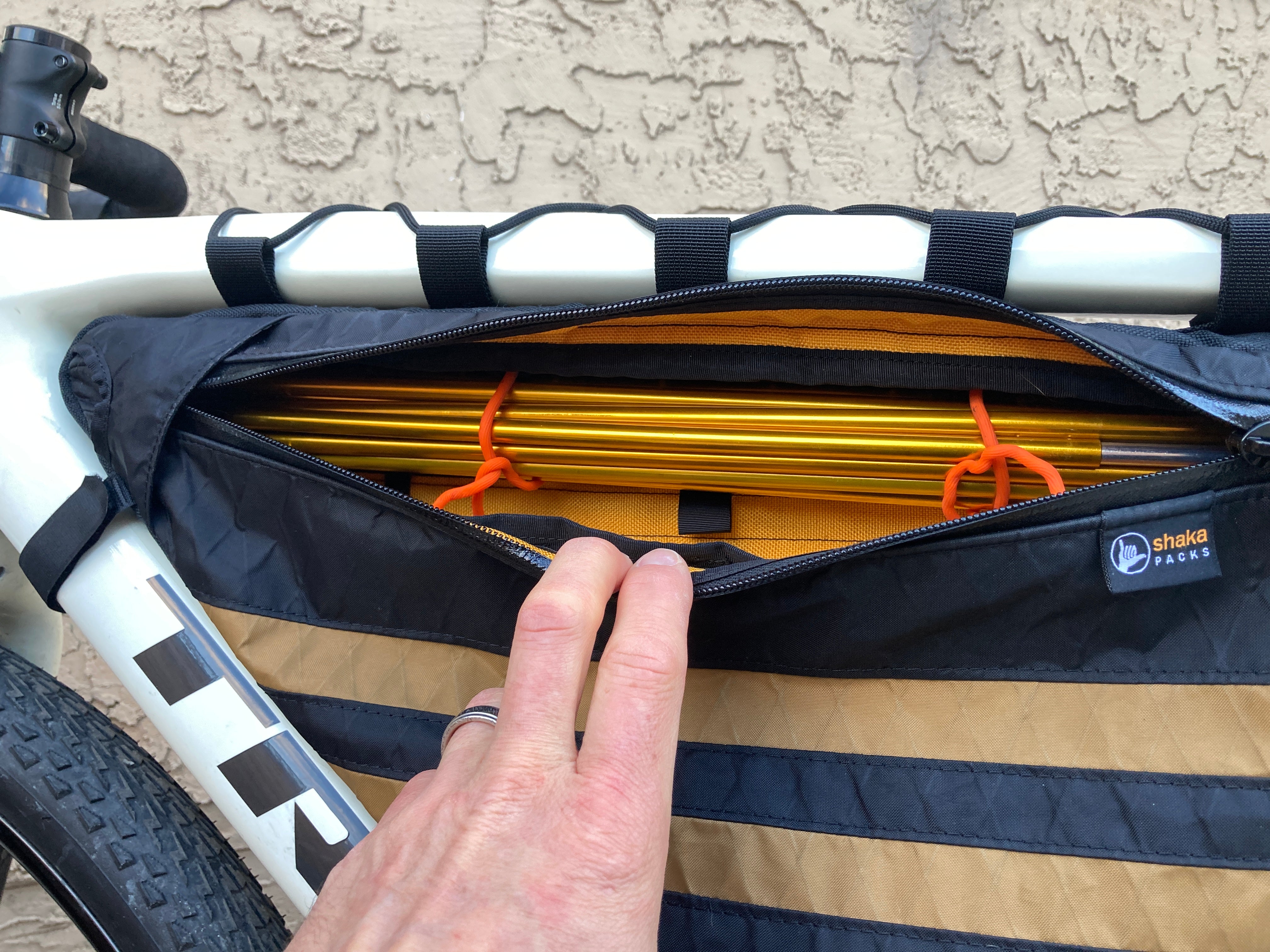 Full frame pack